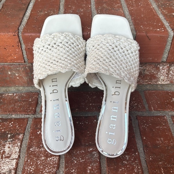 Gianni Bini Regina Crochet Square Toe Wedge Slides Women's Size 9.5 - Picture 5 of 8